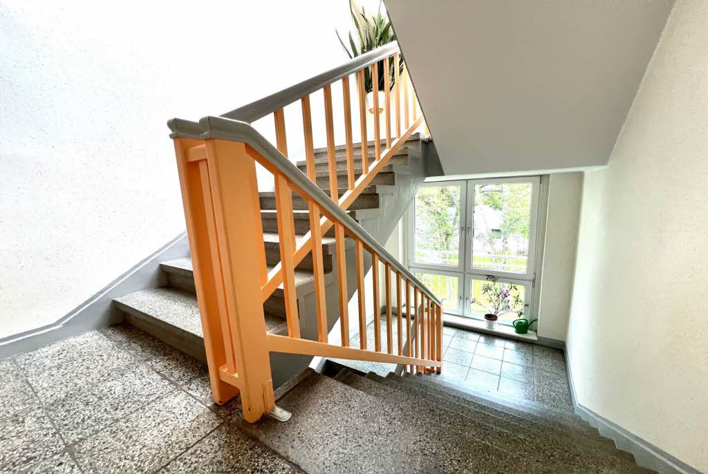 HalleFrohe Zukunft Eigentumswohnung mit Balkon und PKWStellplatz