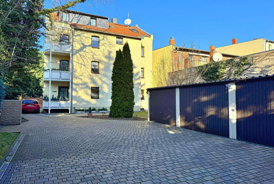 Halle-Ammendorf: Eigentumswohnung mit Balkon, Einbauküche und Garage, 06132 Halle (Saale)-Ammendorf, Wohnung