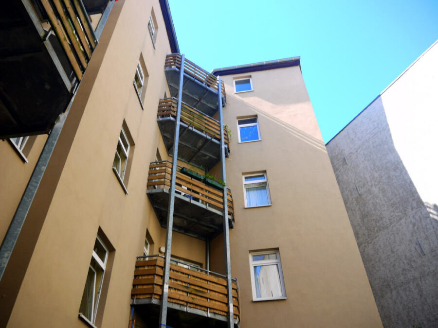 Halle-Paulusviertel: Dach-Wohnung mit Balkon, gute Wohnlage, 06114 Halle (Saale)-Paulusviertel, Wohnung