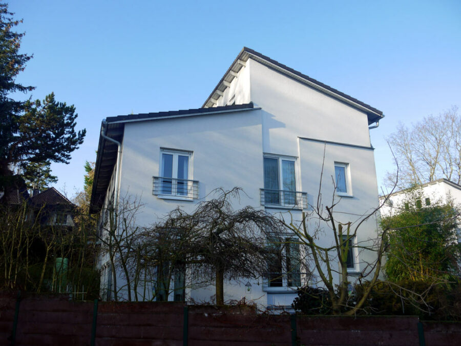 Halle-Dölau: Moderne Doppelhaushälfte am Heiderand, mit Doppelcarport, 06120 Halle (Saale)-Dölau, Doppelhaushälfte