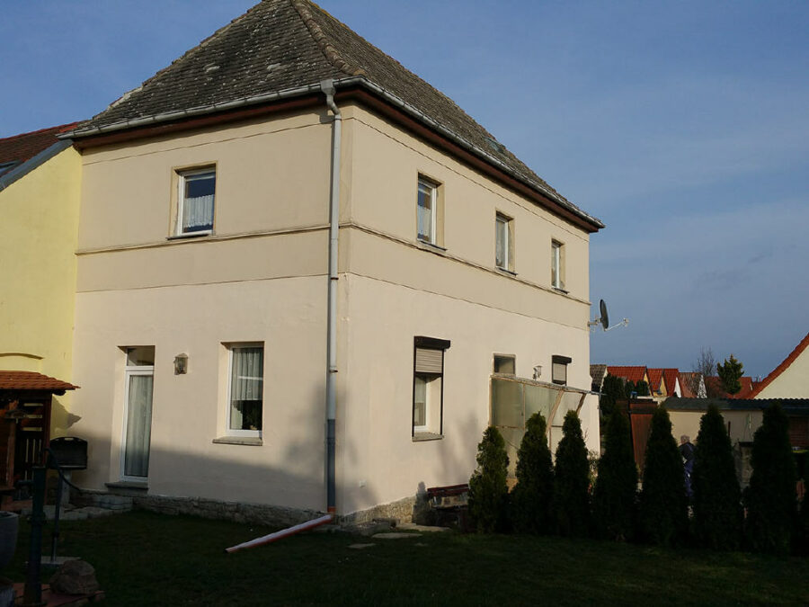Könnern OT Bebitz: Einfamilienhaus mit Garten und Nebengelass, 4 Zimmer, 06420 Könnern-Bebitz, Einfamilienhaus