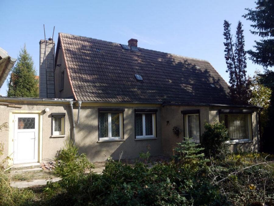 Hettstedt: Einfamilienhaus auf großem Grundstück in sehr ruhiger Wohnlage, 06333 Mansfeld-Südharz-Hettstedt, Einfamilienhaus