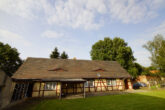 Schkopau OT Hohenweiden: Fachwerkhaus zum Sanieren mit Klinkerscheune - Bild4