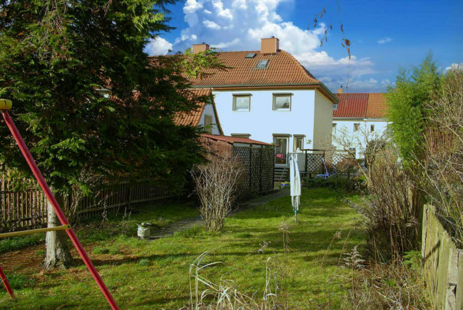 Halle-Gesundbrunnen: Reihenendhaus mit ausgebautem Dachgeschoss, 06130 Halle (Saale)-Gesundbrunnen, Reiheneckhaus