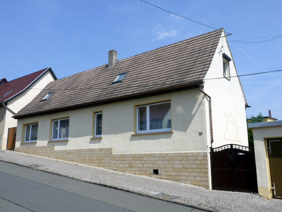 Mansfeld OT Großörner: Einfamilienhaus im gepflegten Zustand, überdachte Terrasse, 06343 Mansfeld-Großörner, Einfamilienhaus