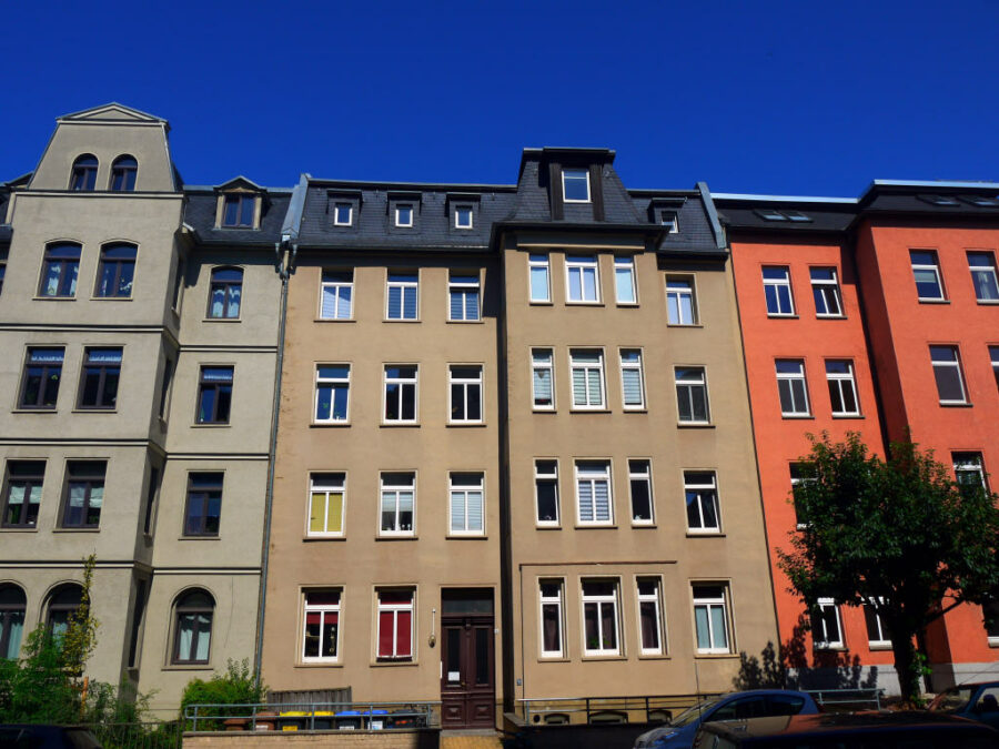 Halle-Paulusviertel: Helle Dachwohnung mit Balkon, gute Wohnlage, 06114 Halle (Saale)-Paulusviertel, Wohnung
