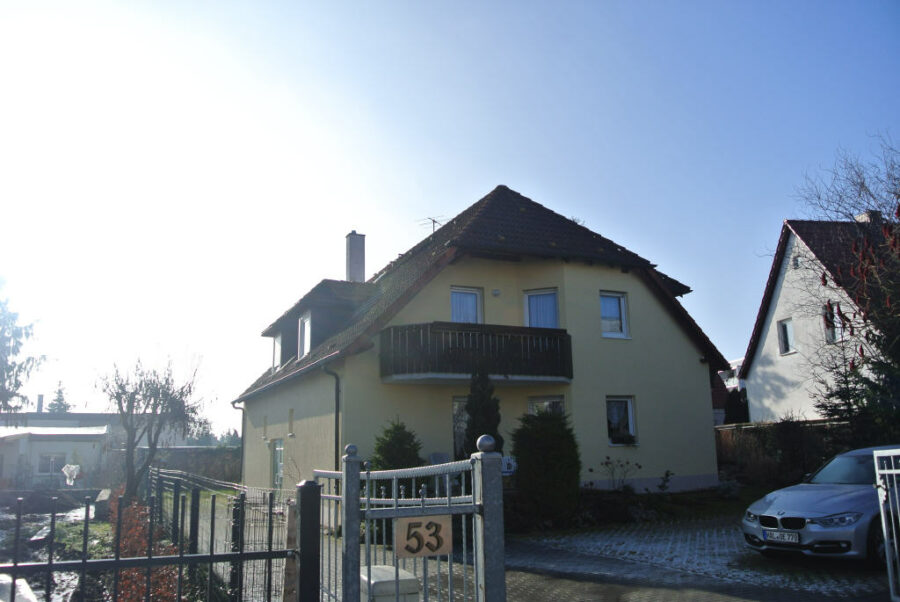 Halle-Rosengarten: 2-Raum-Dachwohnung mit Balkon, 06132 Halle (Saale)-Rosengarten, Wohnung