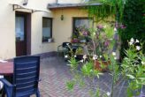 Wettin-Löbejün: 2 Reihenhäuser auf großem Grundstück, überdachter Pool und Nebengelass - Bild6