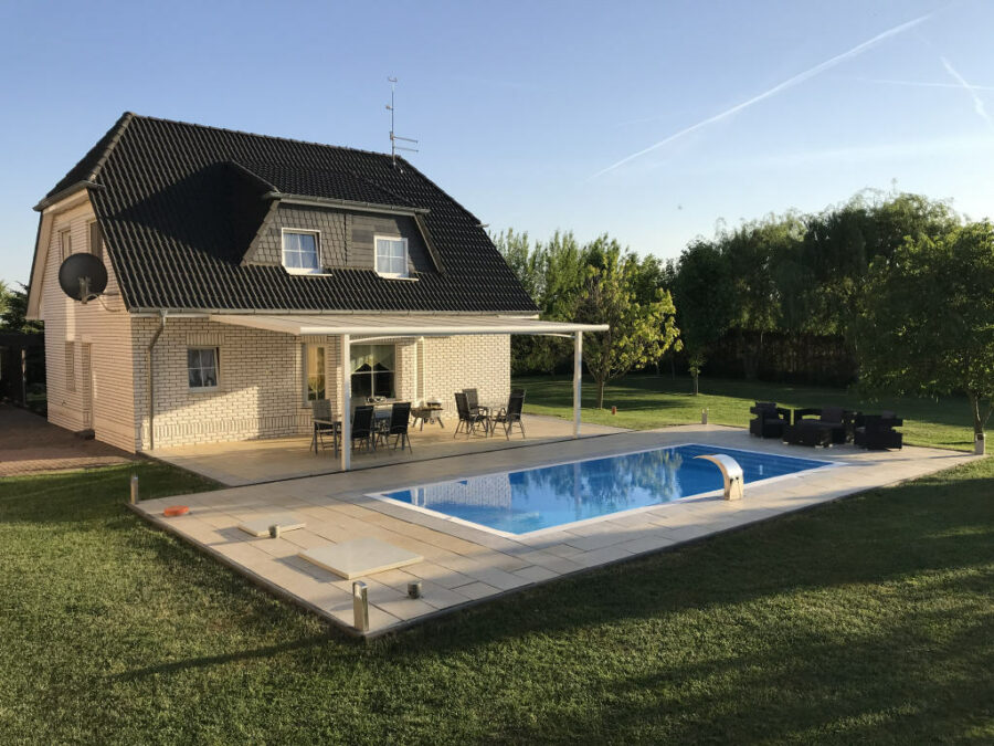 Landsberg OT Kockwitz: Einfamilienhaus auf großem Grundstück mit Pool u. Garage, 06188 Landsberg-Kockwitz, Einfamilienhaus
