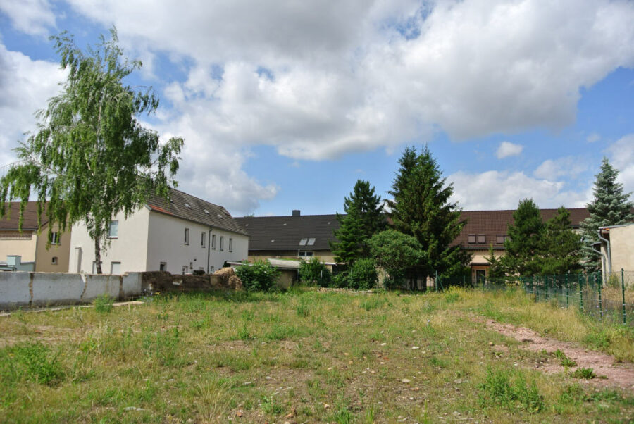 Dölbau OT Naundorf: Einfamilienhaus-Neubau mit 4 Zimmern, Stellplätze, ruhige Wohnlage, 06184 Dölbau-Naundorf, Einfamilienhaus