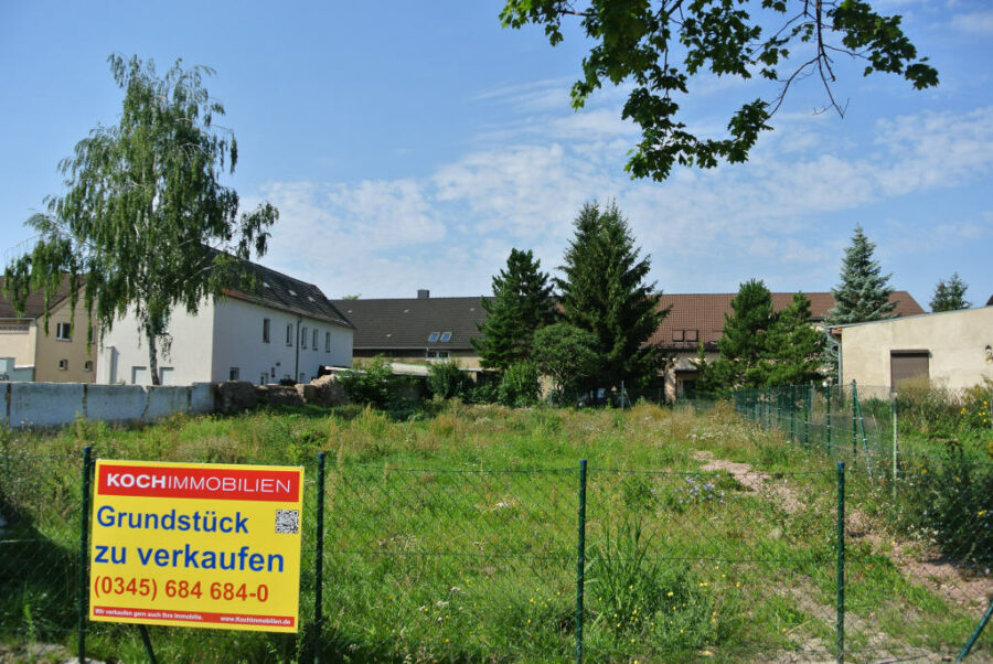 Dölbau OT Naundorf: Baugrundstück für Haus-Neubau, vollerschlossen, ruhige Lage, 06184 Dölbau-Naundorf, Wohngrundstück
