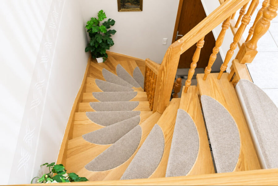 Treppe zum Souterrain-Untergeschoß
