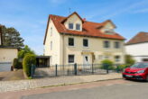 Halle-Frohe Zukunft: Doppelhaushälfte mit schönem Garten, Carport und Einbauküche - Bild6