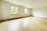 Halle-Frohe Zukunft: Doppelhaushälfte mit schönem Garten, Carport und Einbauküche - Bild12