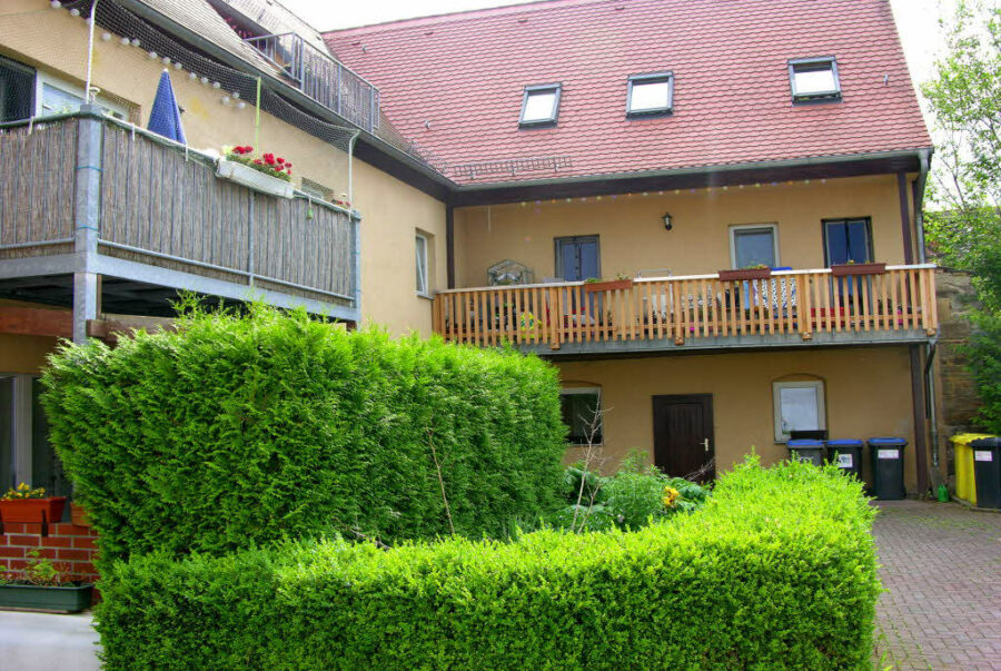 Teutschenthal: Wohnung mit Balkon u. PKW-Stellplatz, 06179 Teutschenthal, Wohnung