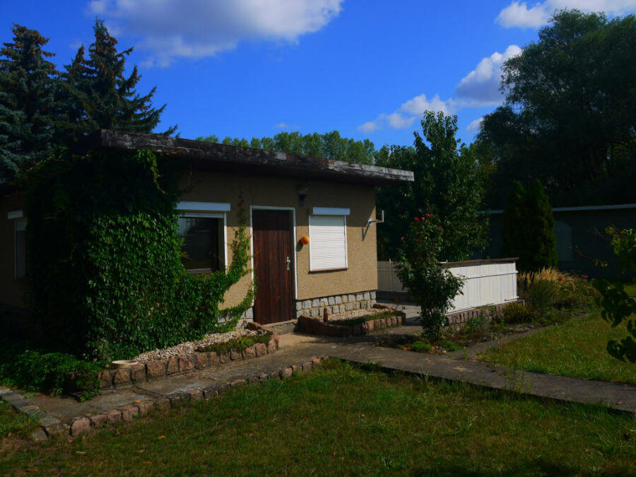 Teutschenthal: Erholungsgrundstück in Zscherben mit zwei Garten-Bungalows, 06179 Teutschenthal-Zscherben, Freizeit