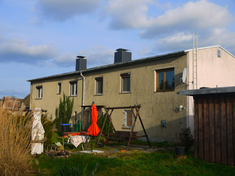 Wettin-Löbejün OT Nauendorf: Einfamilienhaus mit 1.911 qm großem Grundstück, 06193 Wettin-Löbejün-Nauendorf, Einfamilienhaus