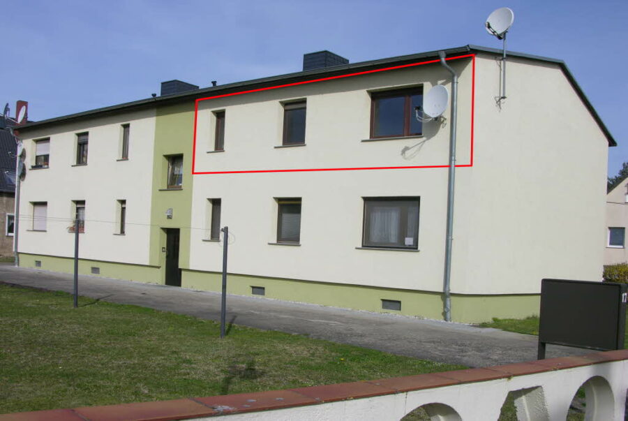 Landsberg OT Zöberitz: Wohnung mit Garten und großer Garage, ruhige Lage, 06188 Landsberg-Zöberitz, Wohnung
